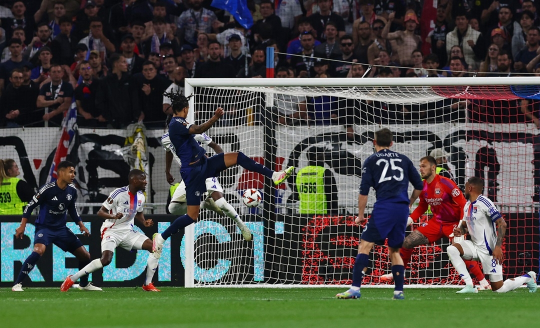 kết quả tứ kết cúp c2 châu Âu 2024 2025 sáng 11 4 mu đánh rơi chiến thắng trước lyon hình ảnh 5 ket qua tu ket cup c2 chau Au 2024 2025 sang 11 4 mu danh roi chien thang truoc lyon hinh anh 5