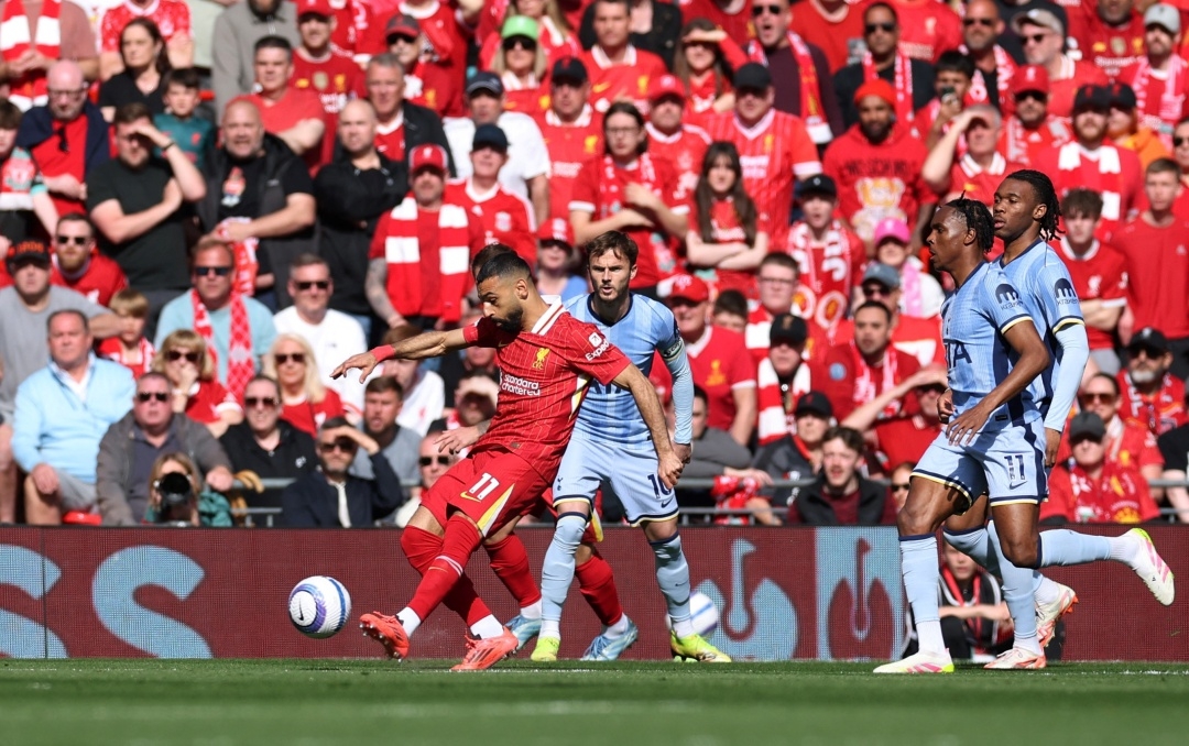 ket qua vong 34 ngoai hang anh ha tottenham, liverpool chinh thuc dang quang hinh anh 1