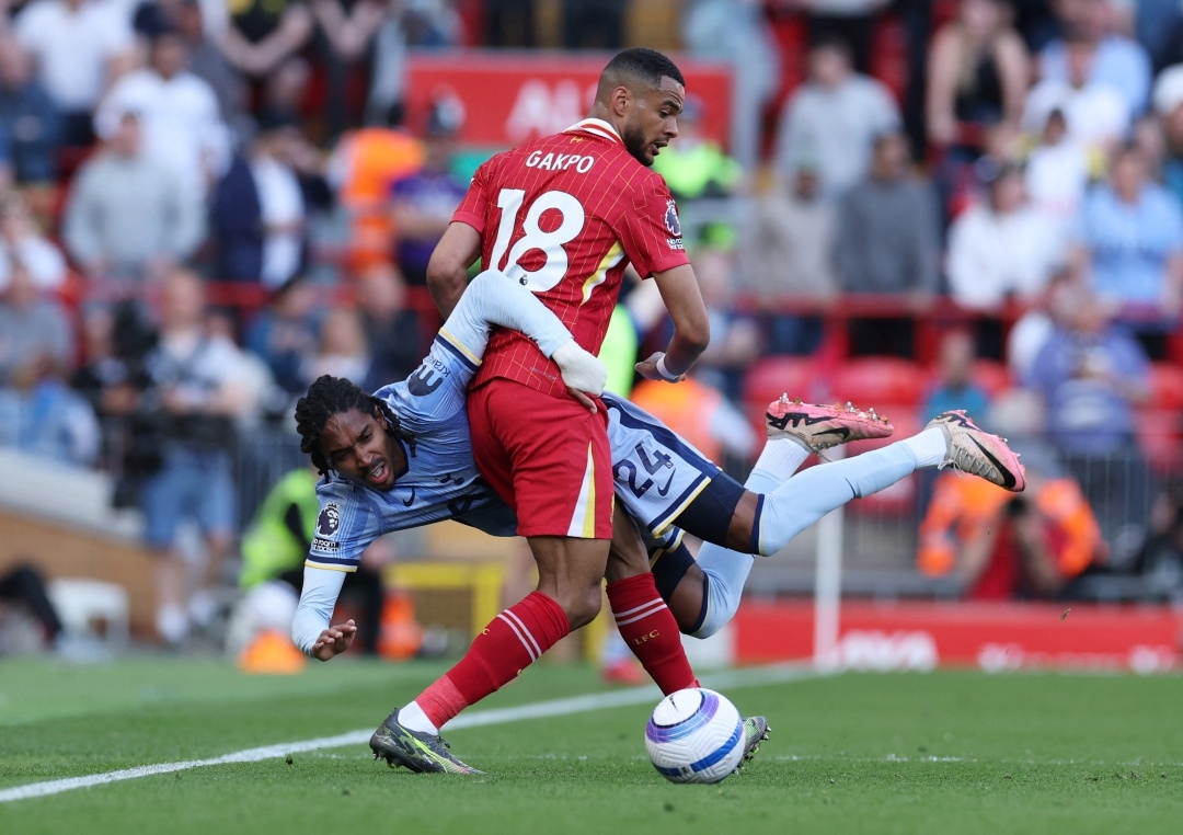 ket qua vong 34 ngoai hang anh ha tottenham, liverpool chinh thuc dang quang hinh anh 33