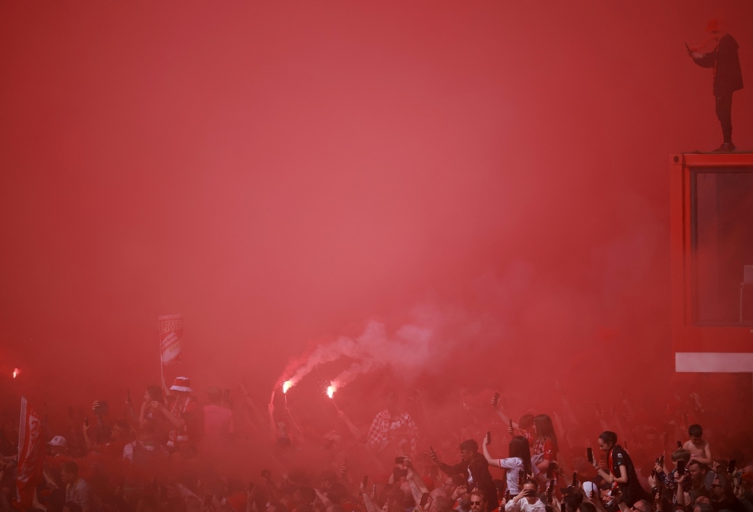 ket qua vong 34 ngoai hang anh ha tottenham, liverpool chinh thuc dang quang hinh anh 18