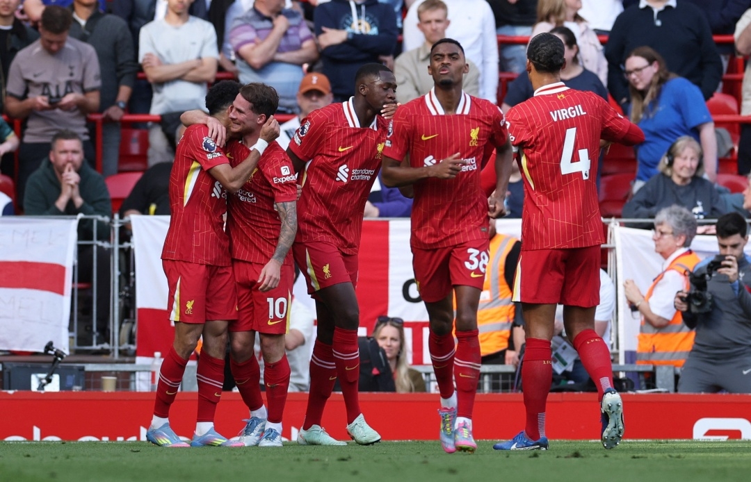 ket qua vong 34 ngoai hang anh ha tottenham, liverpool chinh thuc dang quang hinh anh 30