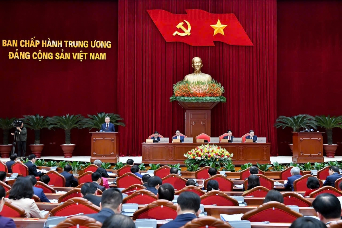 Tiến tới Đại hội XIV của Đảng: “Thực tiễn là thước đo cán bộ”