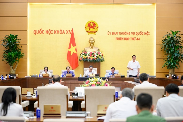 cử tri hoan nghênh chủ trương miễn học phí, bức xúc vì sữa giả và thuốc giả hình ảnh 2 cu tri hoan nghenh chu truong mien hoc phi, buc xuc vi sua gia va thuoc gia hinh anh 2