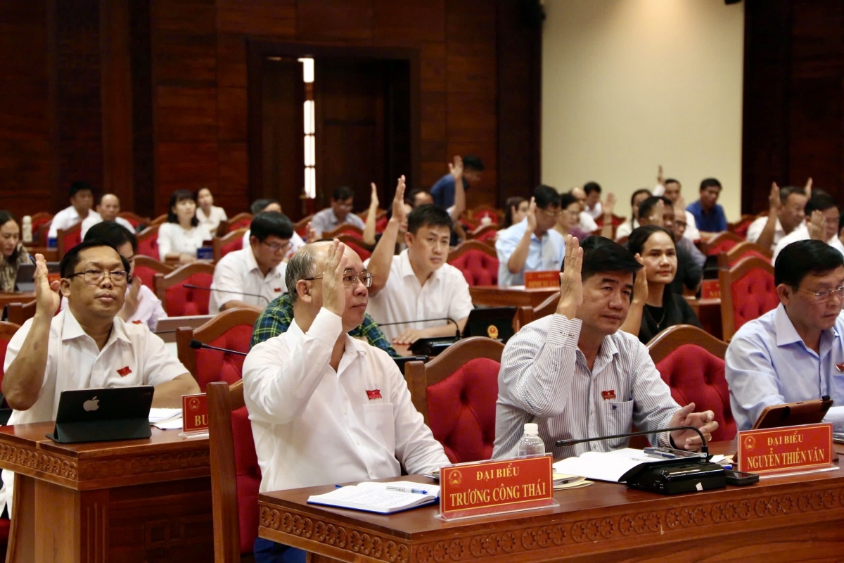 Miễn nhiệm chức Chủ tịch Uỷ ban nhân dân tỉnh Đắk Lắk đối với ông Phạm Ngọc Nghị