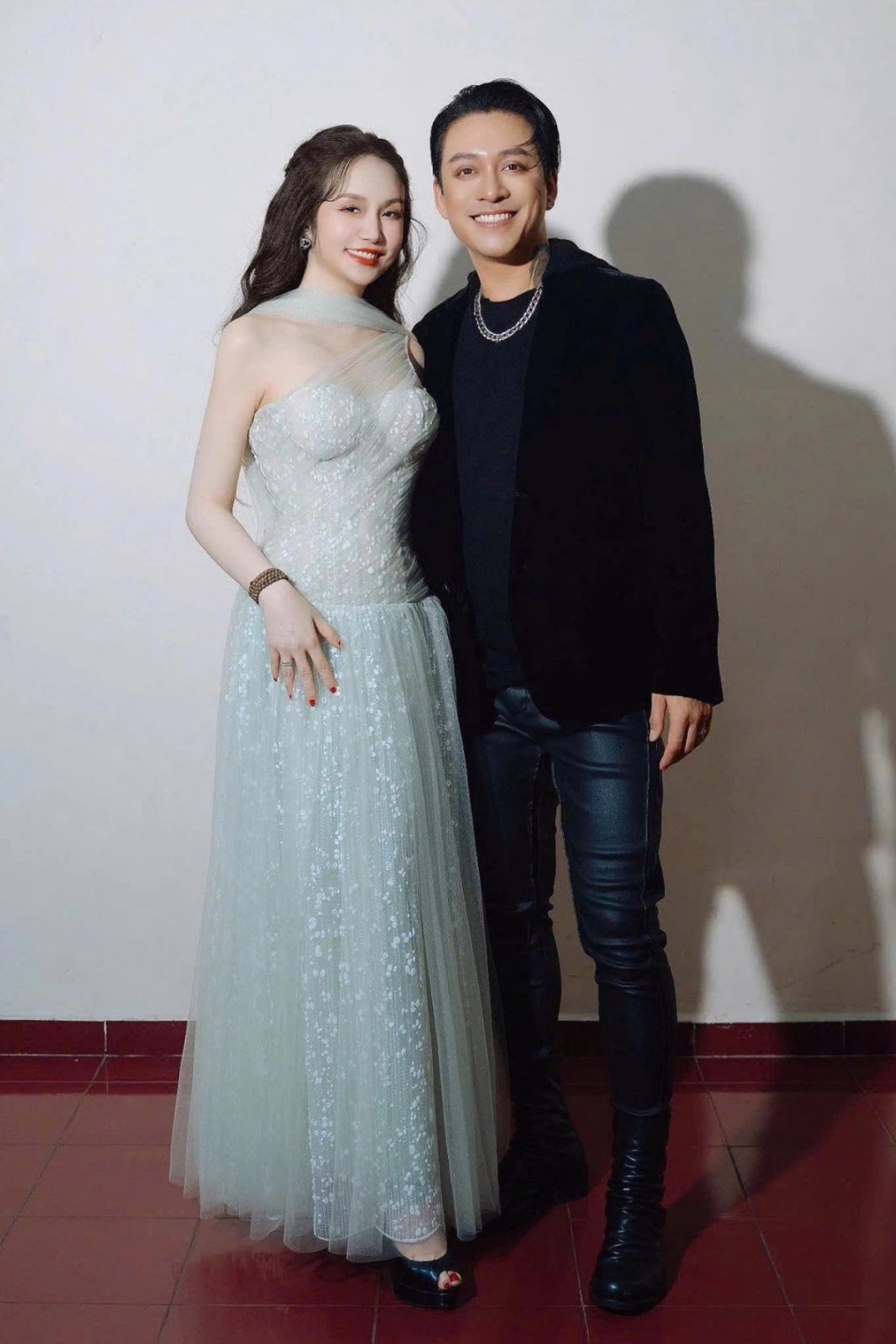 sao viet 4 4 h hen nie lo bung lum lum giua tin don mang thai hinh anh 7