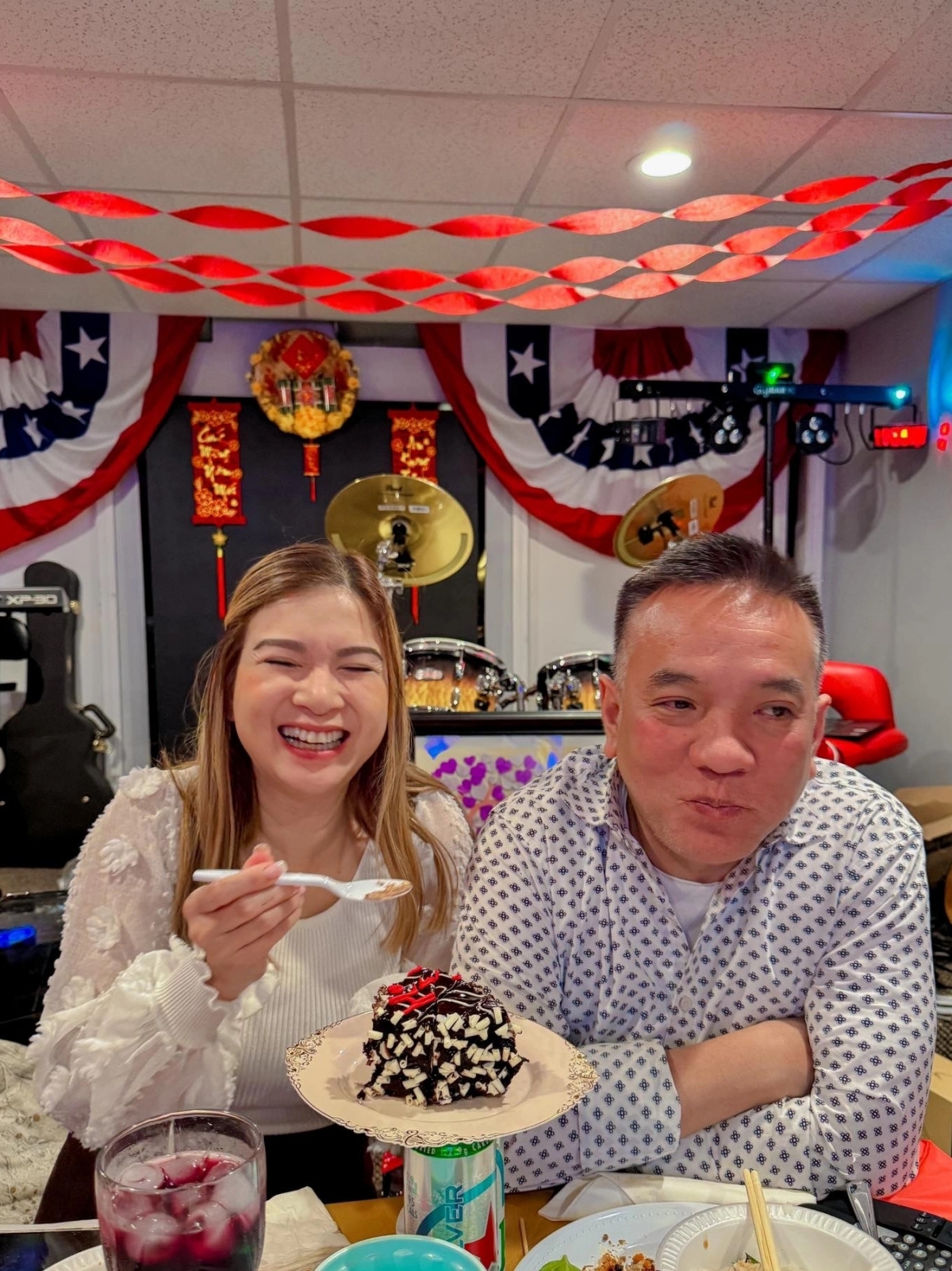 sao việt 7 4 vợ chồng tuấn hưng kỷ niệm 11 năm ngày cưới hình ảnh 4 sao viet 7 4 vo chong tuan hung ky niem 11 nam ngay cuoi hinh anh 4