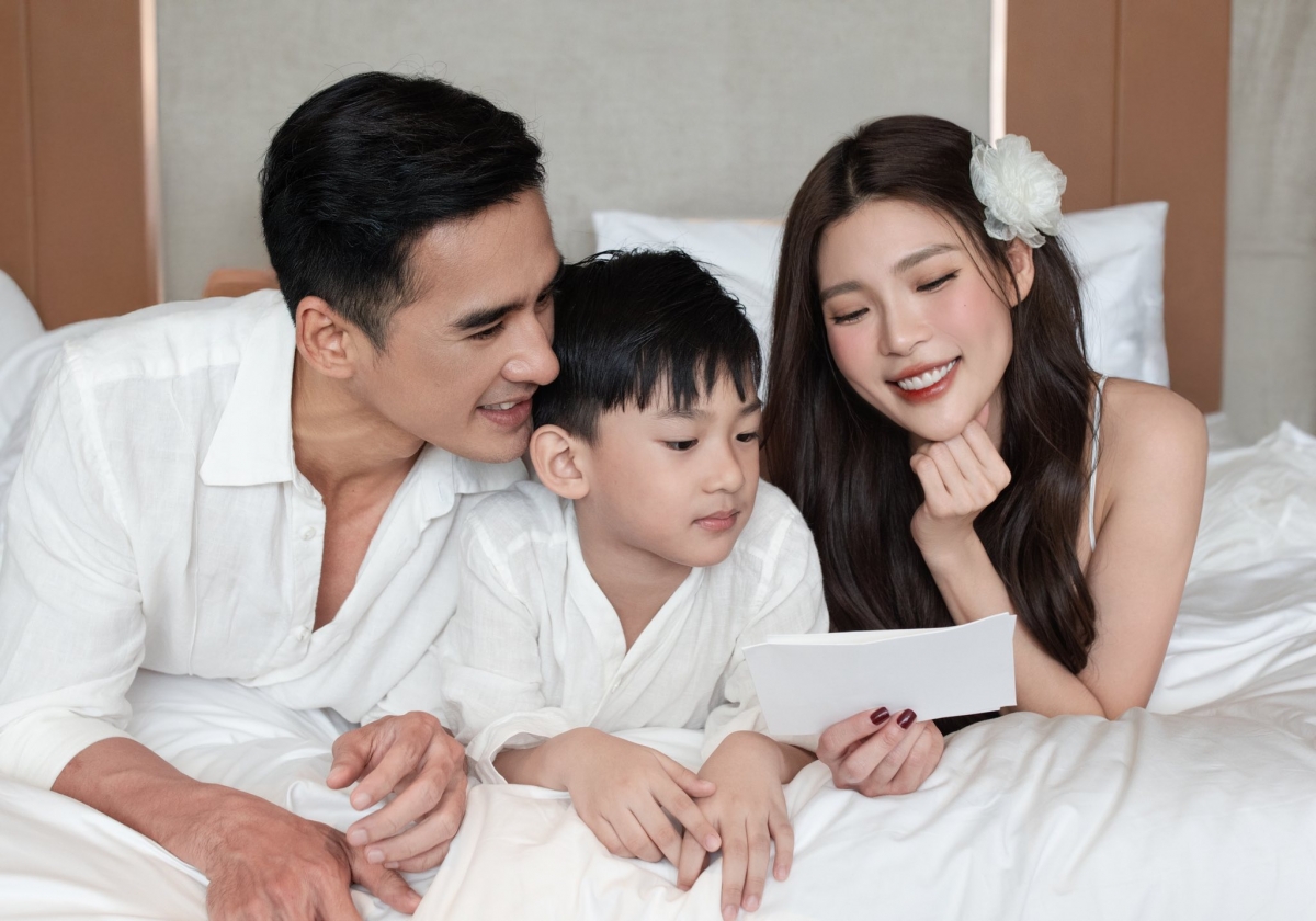 Sao Việt 13/4: Thúy Diễm và Lương Thế Thành kỷ niệm 9 năm ngày cưới