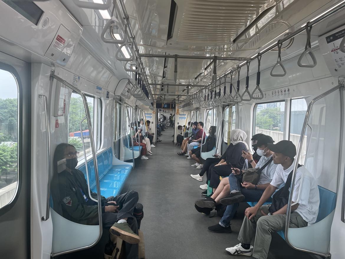 Jakarta miễn giá vé phương tiện công cộng cho hành khách nữ trong Ngày Kartini