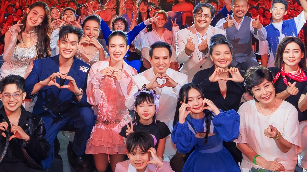 "Lật mặt 8" trở thành phim Việt có vé bán trước cao chưa từng có