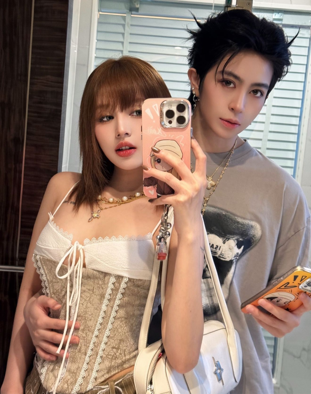 sao việt 29 4 h hen niê lộ vòng hai lùm lùm giữa tin đồn mang thai hình ảnh 9 sao viet 29 4 h hen nie lo vong hai lum lum giua tin don mang thai hinh anh 9