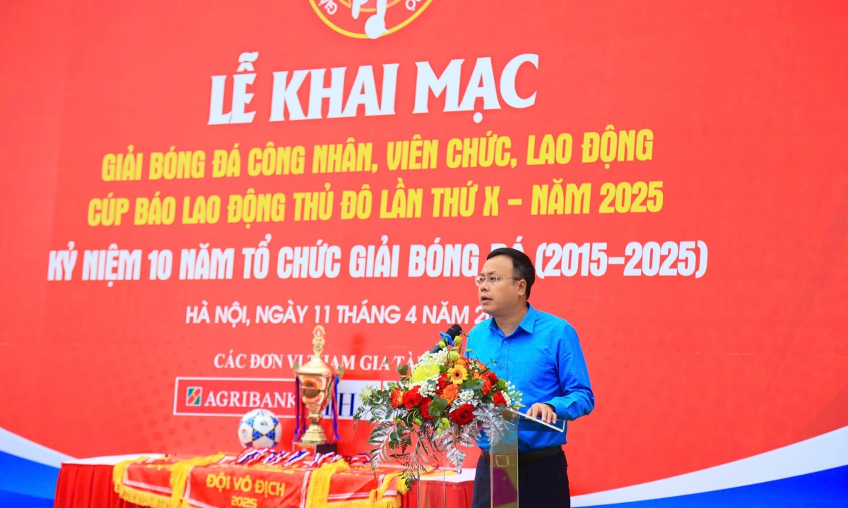 khởi tranh giải bóng đá cnvclĐ cúp báo lao động thủ đô lần thứ x năm 2025 hình ảnh 1 khoi tranh giai bong da cnvclD cup bao lao dong thu do lan thu x nam 2025 hinh anh 1