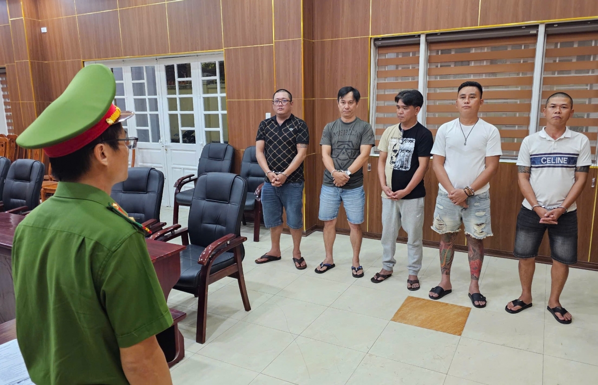phá đường dây cá độ bóng đá qua mạng với tổng số tiền giao dịch hơn 100 tỷ đồng hình ảnh 1 pha duong day ca do bong da qua mang voi tong so tien giao dich hon 100 ty dong hinh anh 1