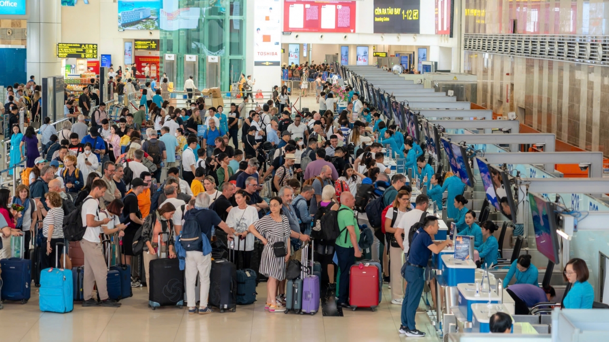 hàng không đạt mức tăng phục vụ 2,1 triệu khách bay trong dịp nghỉ lễ 30 4 hình ảnh 2 hang khong dat muc tang phuc vu 2,1 trieu khach bay trong dip nghi le 30 4 hinh anh 2