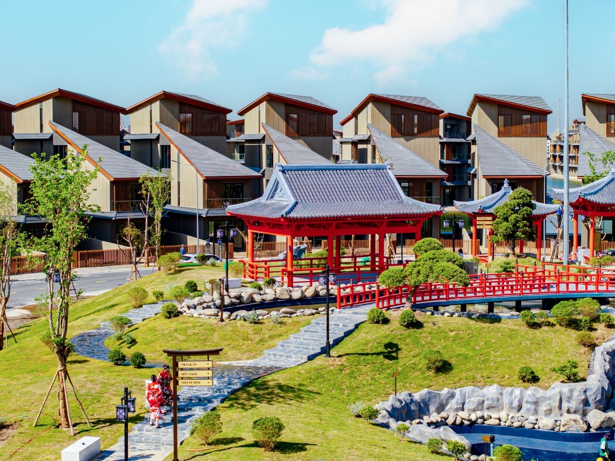 bộ đôi phân khu phong cách nhật - mạch vàng truyền đời giữa đảo tỷ phú hình ảnh 1 bo doi phan khu phong cach nhat - mach vang truyen doi giua dao ty phu hinh anh 1
