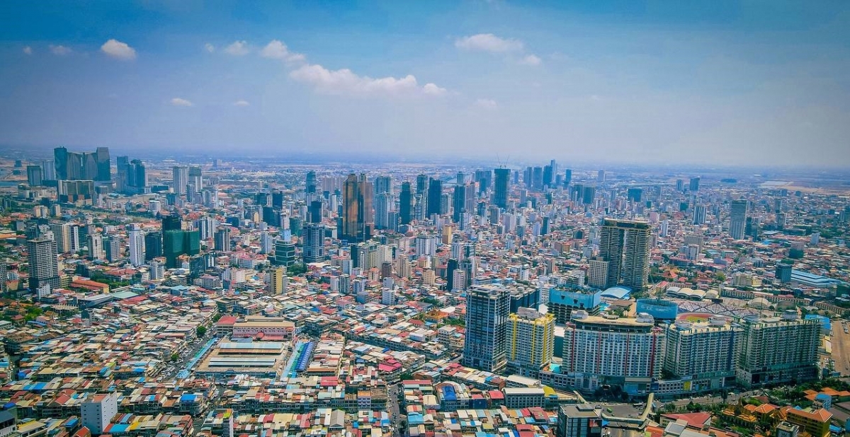 ADB cảnh báo rủi ro tăng trưởng với Campuchia sau quyết định áp thuế mới của Mỹ