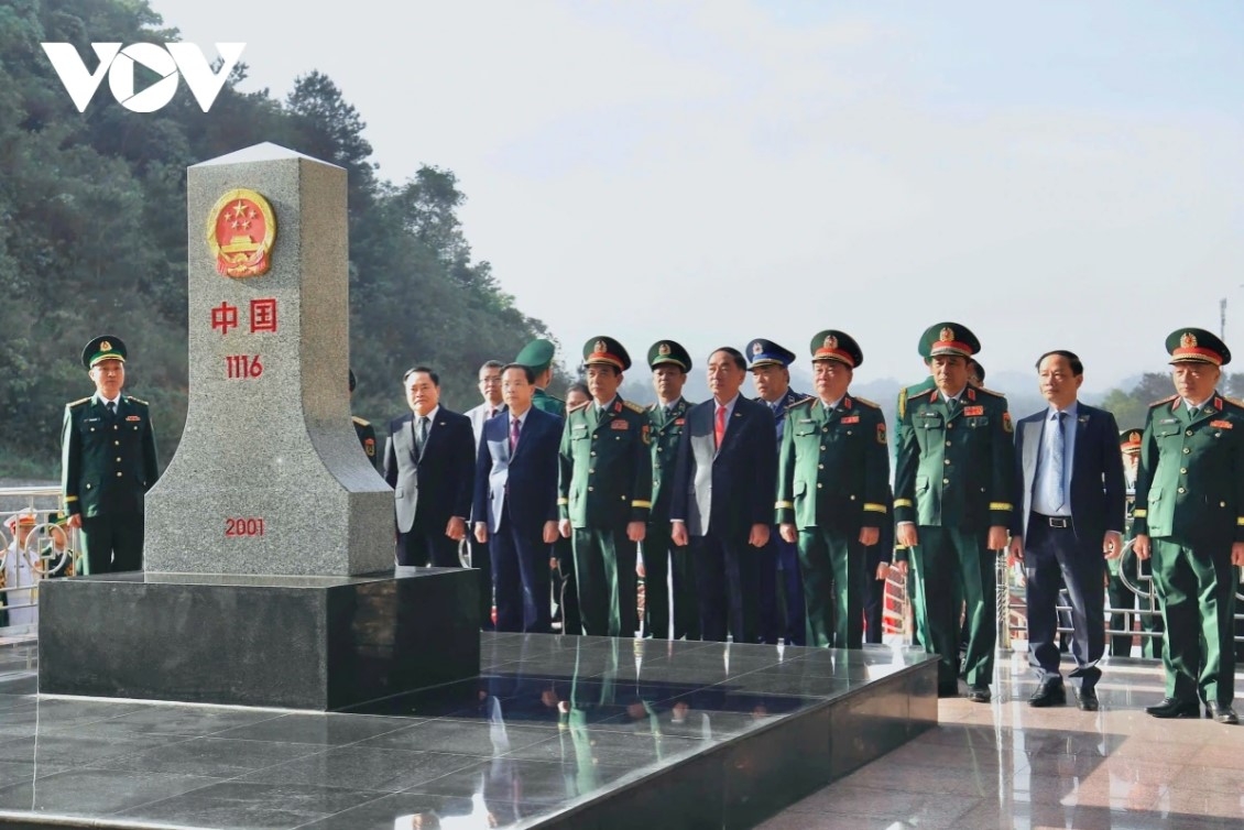 border friendship exchange enhances vietnam-china defence links picture 1 border friendship exchange enhances vietnam-china defence links picture 1