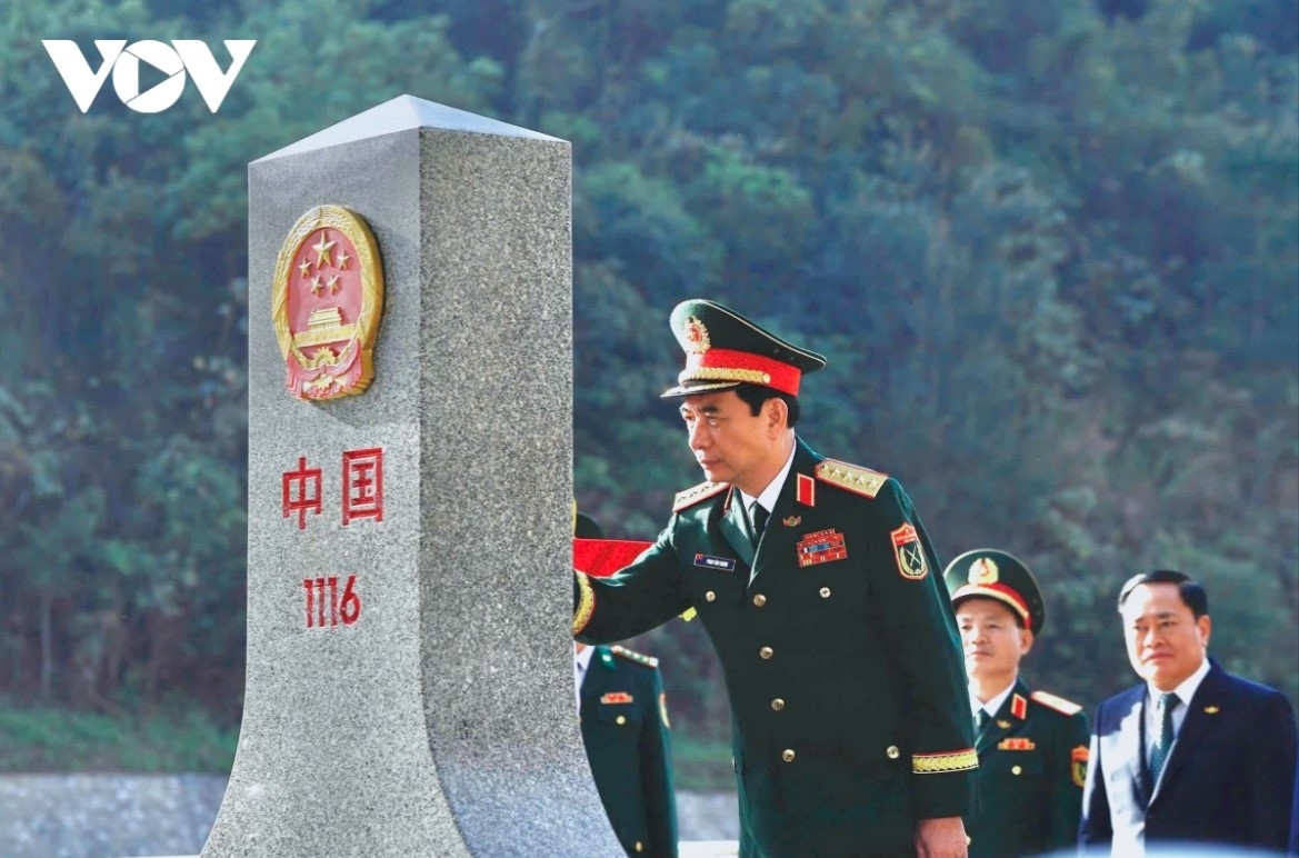 border friendship exchange enhances vietnam-china defence links picture 2 border friendship exchange enhances vietnam-china defence links picture 2