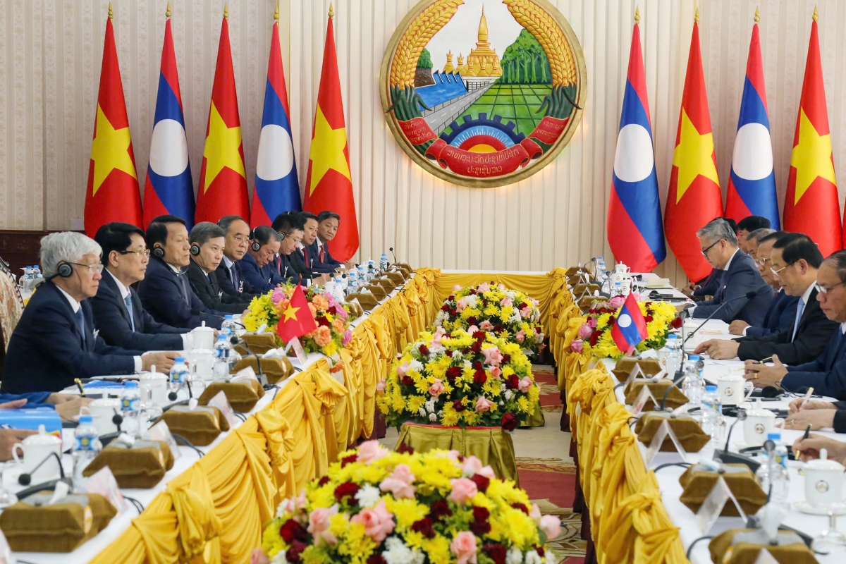 chủ tịch nước lương cường hội kiến thủ tướng lào sonexay siphandone hình ảnh 2 chu tich nuoc luong cuong hoi kien thu tuong lao sonexay siphandone hinh anh 2