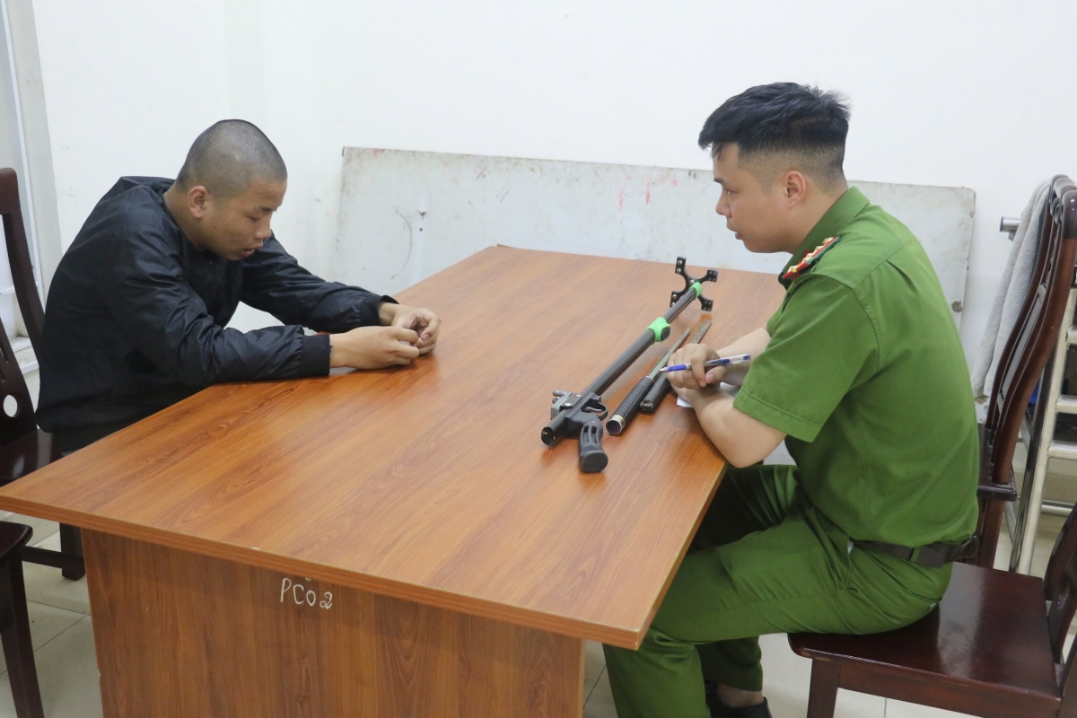 nghệ an bắt giữ 6 đối tượng mang hung khí đi trộm cắp tài sản hình ảnh 2 nghe an bat giu 6 doi tuong mang hung khi di trom cap tai san hinh anh 2