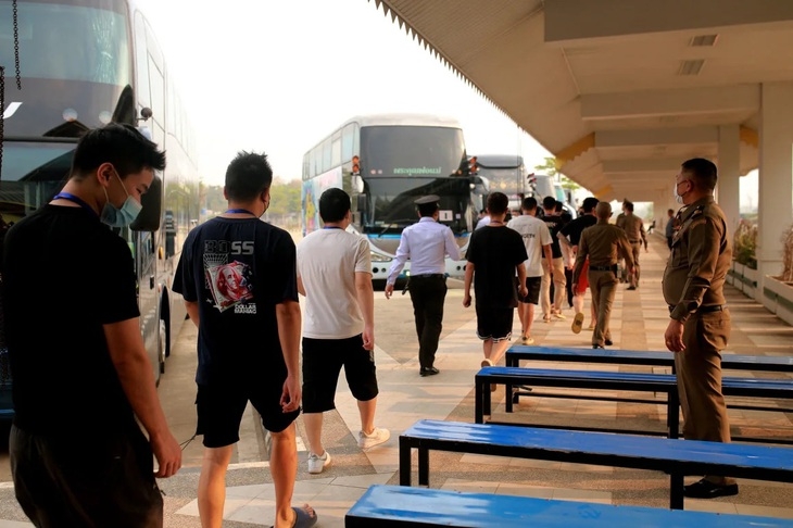 công dân ở myanmar cần giúp đỡ liên hệ với Đại sứ quán việt nam hình ảnh 1 cong dan o myanmar can giup do lien he voi Dai su quan viet nam hinh anh 1