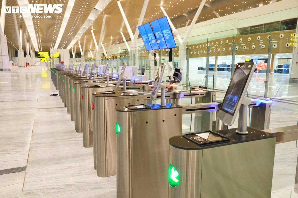 khai thác chuyến bay thương mại tại ga t3 tân sơn nhất vào ngày mai 17 4 hình ảnh 2 khai thac chuyen bay thuong mai tai ga t3 tan son nhat vao ngay mai 17 4 hinh anh 2