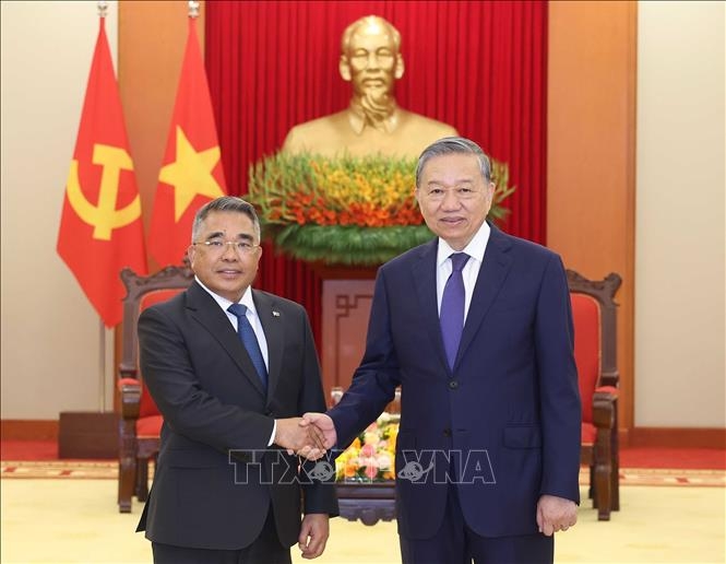 tổng bí thư tô lâm tiếp Đại sứ philippines hình ảnh 1 tong bi thu to lam tiep Dai su philippines hinh anh 1