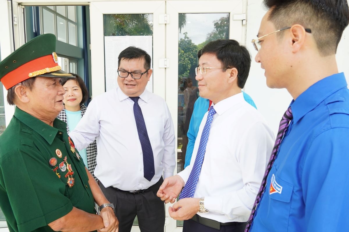 tỉnh Điện biên gặp gỡ, tri ân cựu chiến binh, cựu tnxp tại tp.hcm hình ảnh 2 tinh Dien bien gap go, tri an cuu chien binh, cuu tnxp tai tp.hcm hinh anh 2