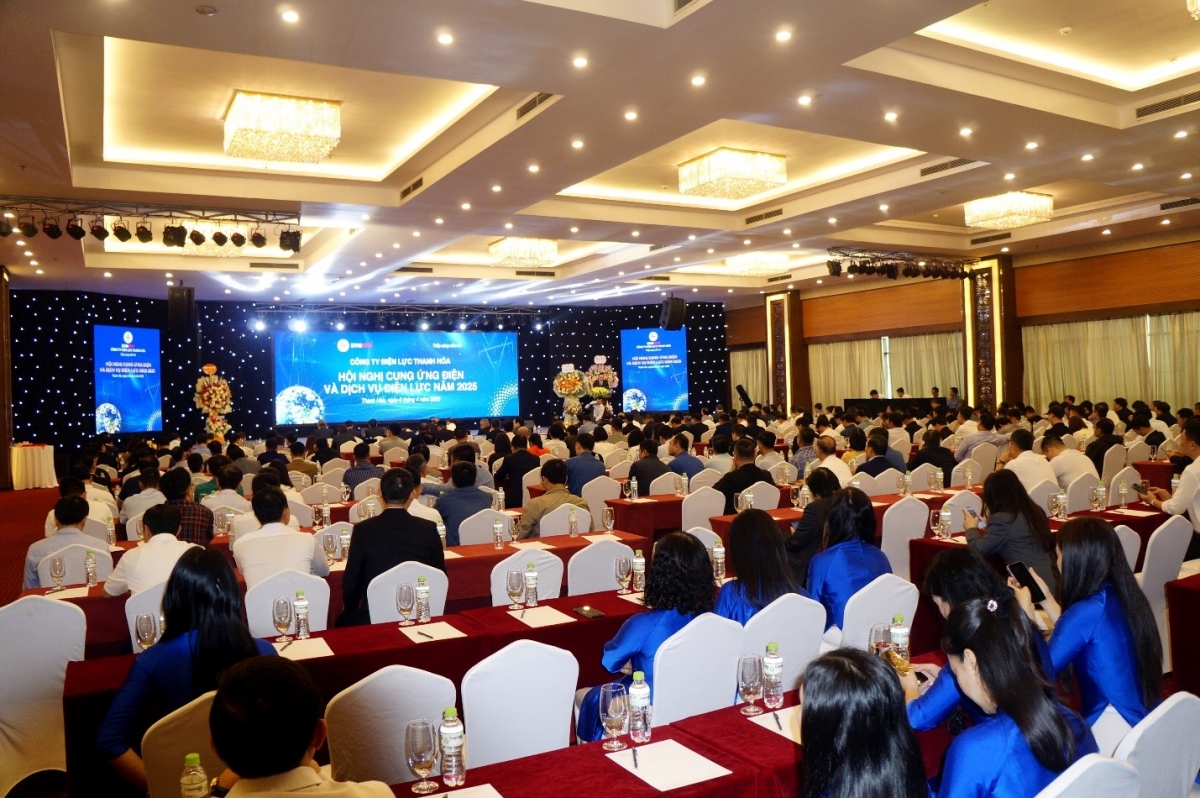 thắp sáng niềm tin - evnnpc tổ chức hội nghị khách hàng 2025 trên toàn miền bắc hình ảnh 1 thap sang niem tin - evnnpc to chuc hoi nghi khach hang 2025 tren toan mien bac hinh anh 1