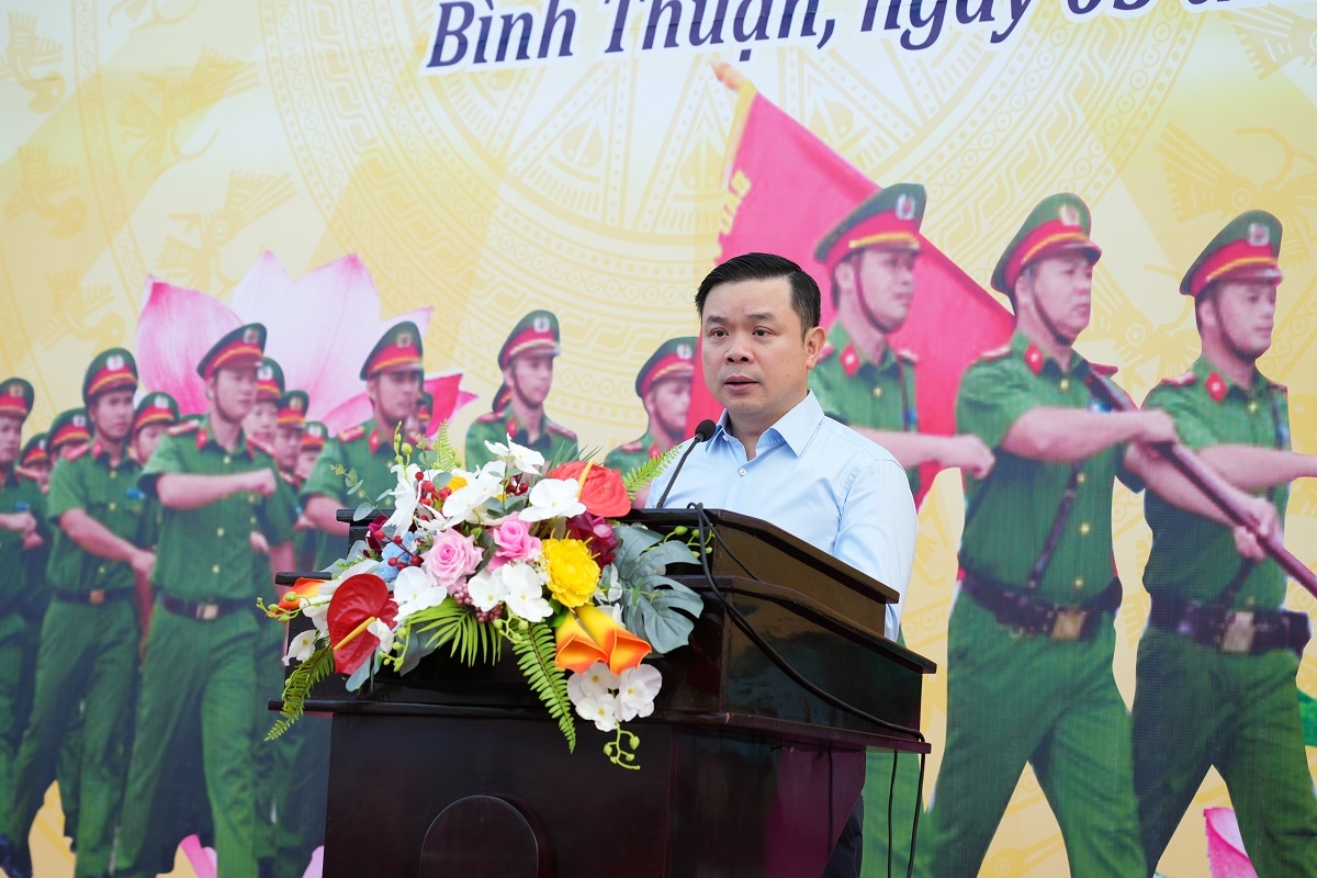 bình thuận ra quân cao điểm tấn công trấn áp tội phạm hình ảnh 2 binh thuan ra quan cao diem tan cong tran ap toi pham hinh anh 2