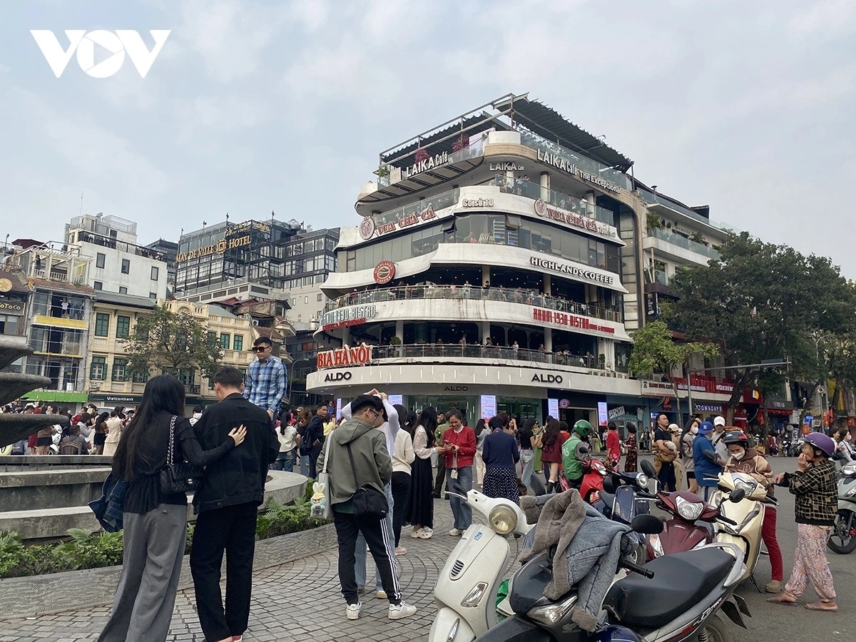 hà nội điều chỉnh giao thông khu vực quảng trường Đông kinh-nghĩa thục hình ảnh 1 ha noi dieu chinh giao thong khu vuc quang truong Dong kinh-nghia thuc hinh anh 1