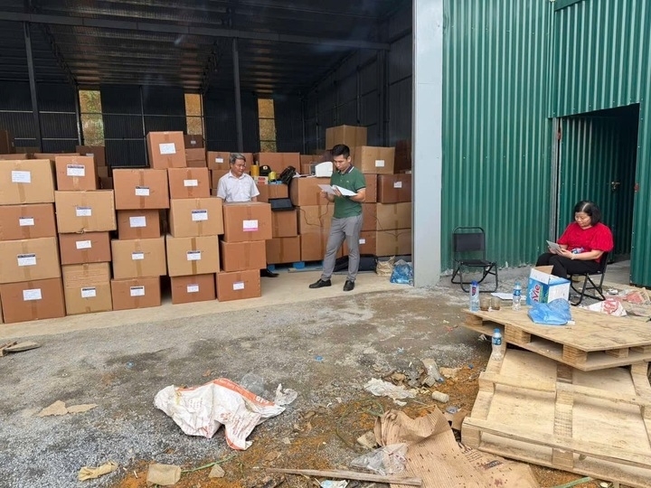 thủ đoạn phù phép 100 tấn thực phẩm chức năng giả thành hàng nhật , hàng mỹ hình ảnh 1 thu doan phu phep 100 tan thuc pham chuc nang gia thanh hang nhat , hang my hinh anh 1
