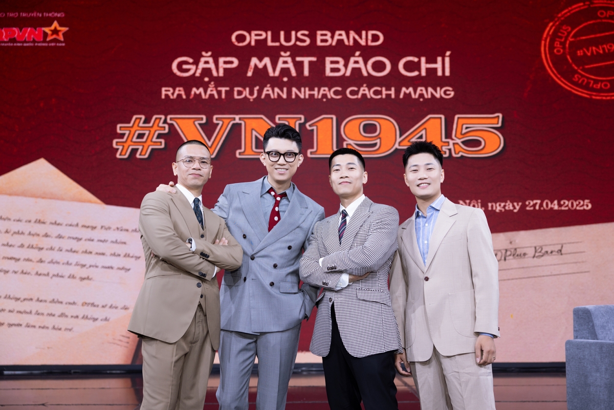 oplus ra mat du an am nhac vn1945 va ca khuc viet ve bac ho kinh yeu hinh anh 1