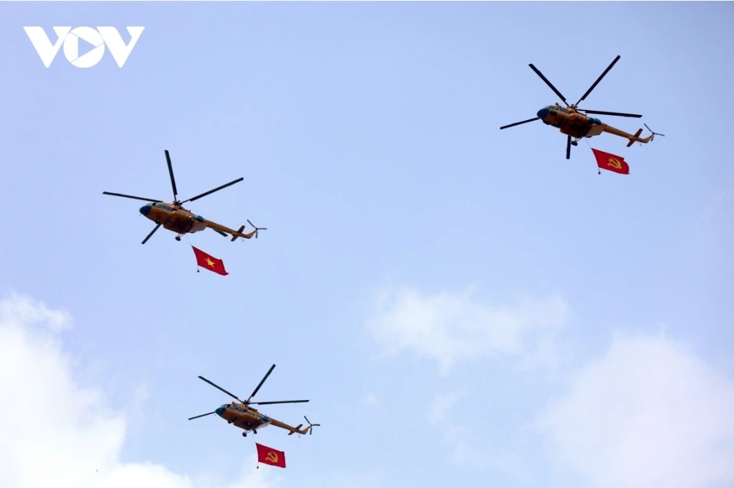 military aircraft rehearse for 50th anniversary of south liberation and reunification picture 4 military aircraft rehearse for 50th anniversary of south liberation and reunification picture 4