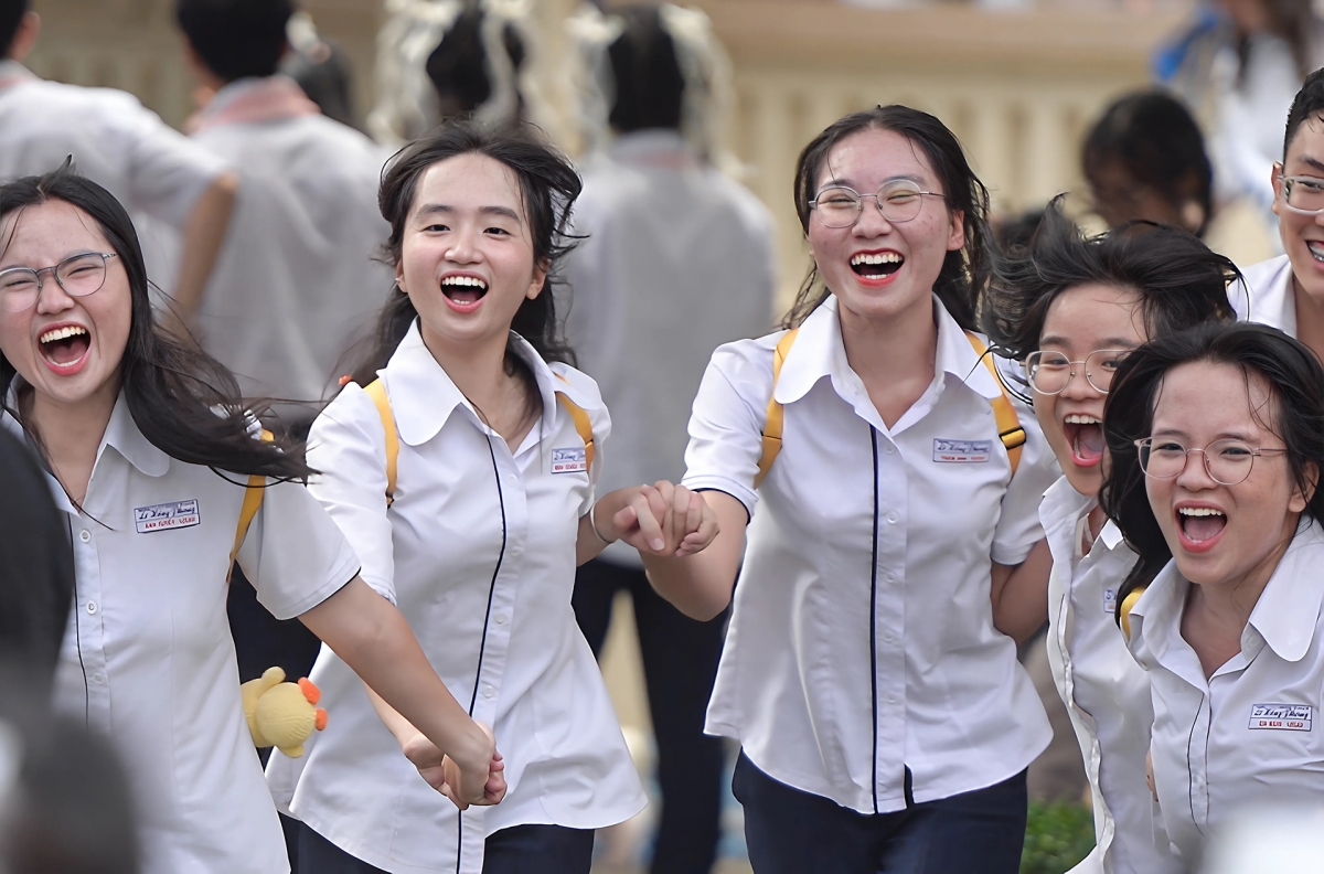 thành phố gần 10 triệu dân, học sinh học 2 buổi ngày như thế nào hình ảnh 1 thanh pho gan 10 trieu dan, hoc sinh hoc 2 buoi ngay nhu the nao hinh anh 1