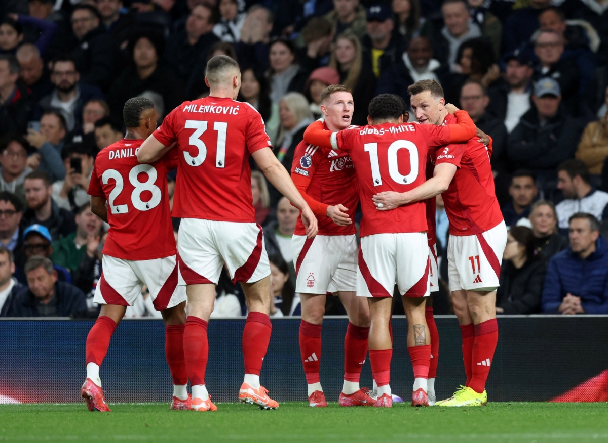 kết quả vòng 33 ngoại hạng anh tottenham phơi áo trên sân nhà trước nottingham hình ảnh 1 ket qua vong 33 ngoai hang anh tottenham phoi ao tren san nha truoc nottingham hinh anh 1