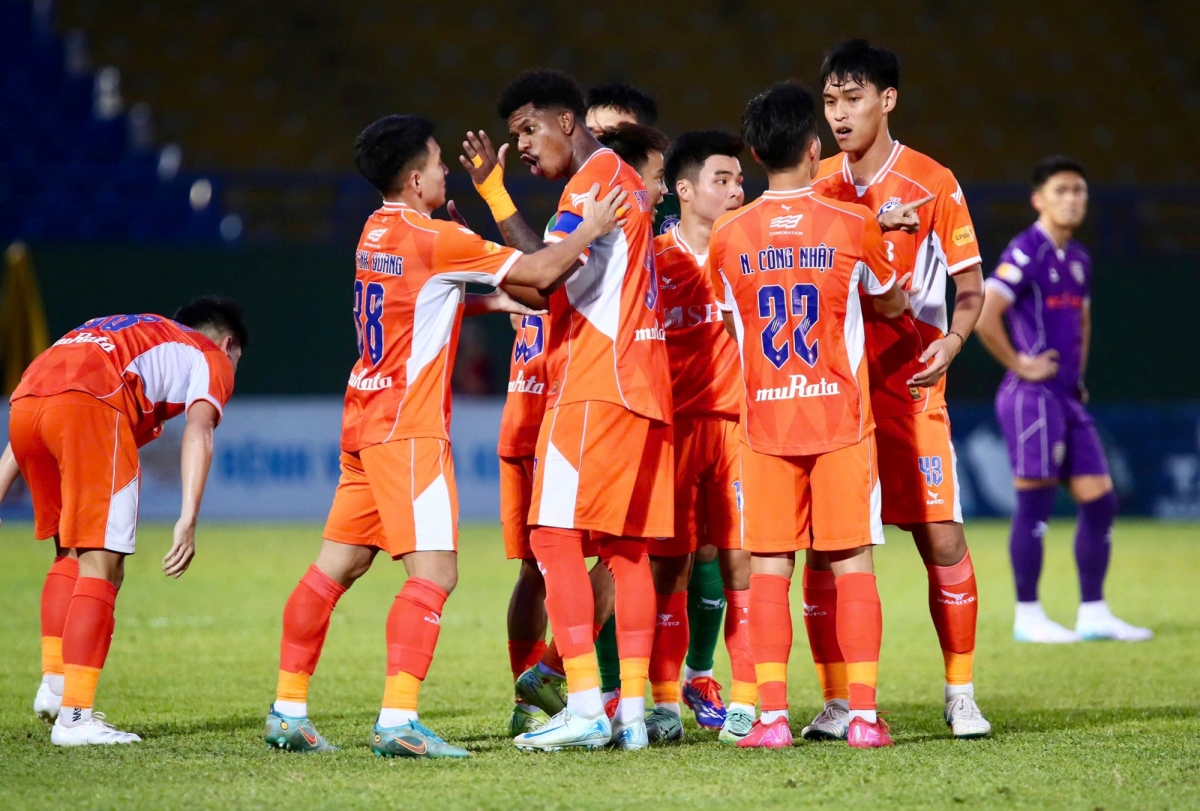 vòng 20 v-league 2024 2025 bước ngoặt hai điểm cầu thiên trường hàng Đẫy hình ảnh 4 vong 20 v-league 2024 2025 buoc ngoat hai diem cau thien truong hang Day hinh anh 4