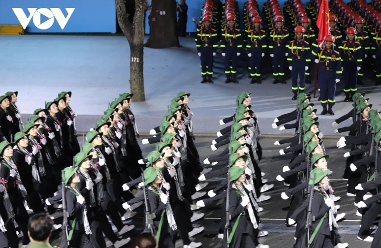 grand parade rehearsal ahead of reunification day celebration picture 10 grand parade rehearsal ahead of reunification day celebration picture 10