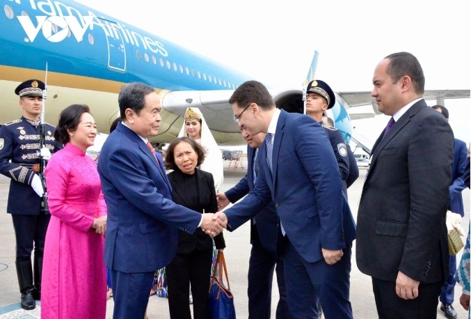 na chairman arrives in tashkent for ipu-150 and official visit to uzbekistan picture 2