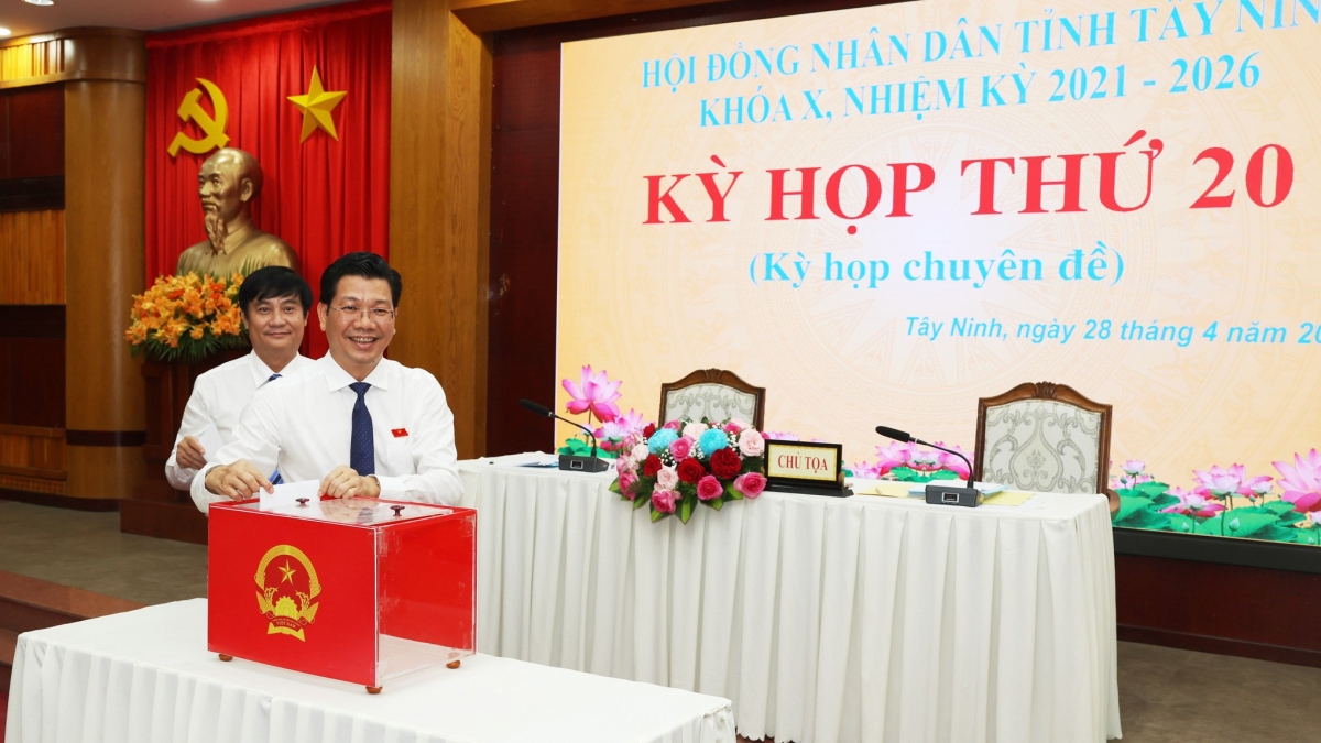 Ông Đoàn trung kiên làm phó chủ tịch ubnd tỉnh tây ninh hình ảnh 1 Ong Doan trung kien lam pho chu tich ubnd tinh tay ninh hinh anh 1