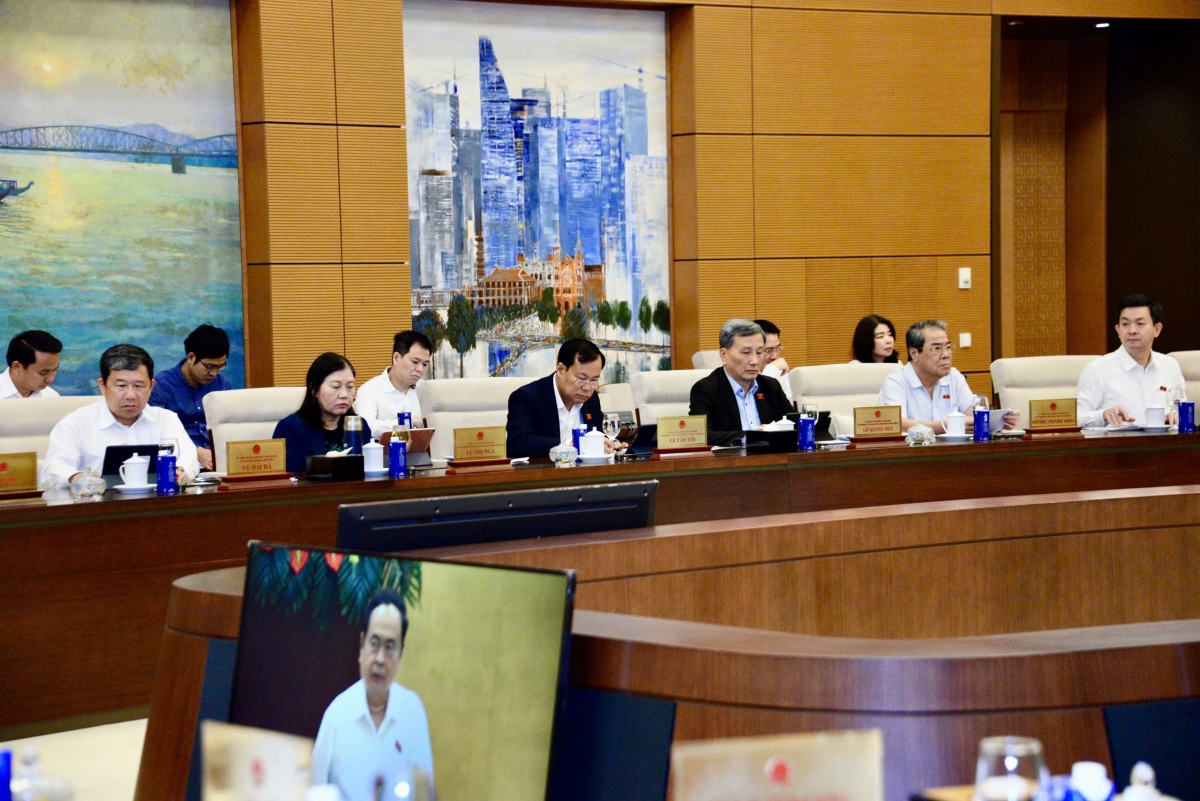 giai đoạn nước rút để hoàn tất các nội dung cho kỳ họp thứ 9 vào đầu tháng 5 hình ảnh 1 giai doan nuoc rut de hoan tat cac noi dung cho ky hop thu 9 vao dau thang 5 hinh anh 1