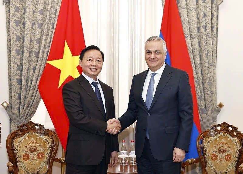 Phó Thủ tướng Trần Hồng Hà hội đàm Phó Thủ tướng Armenia Nher Grigoryan
