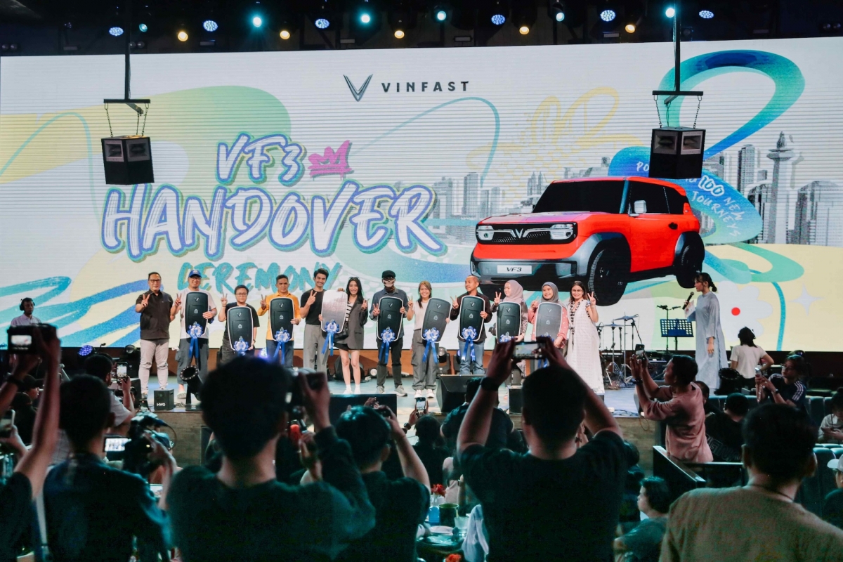 vinfast bàn giao 400 xe vf 3 tại indonesia chỉ sau 2 tháng mở bán hình ảnh 3 vinfast ban giao 400 xe vf 3 tai indonesia chi sau 2 thang mo ban hinh anh 3