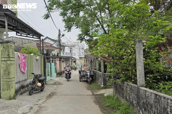 xóm làng bàng hoàng vụ người mẹ ra tay tàn độc với con trai để trục lợi bảo hiểm hình ảnh 1 xom lang bang hoang vu nguoi me ra tay tan doc voi con trai de truc loi bao hiem hinh anh 1