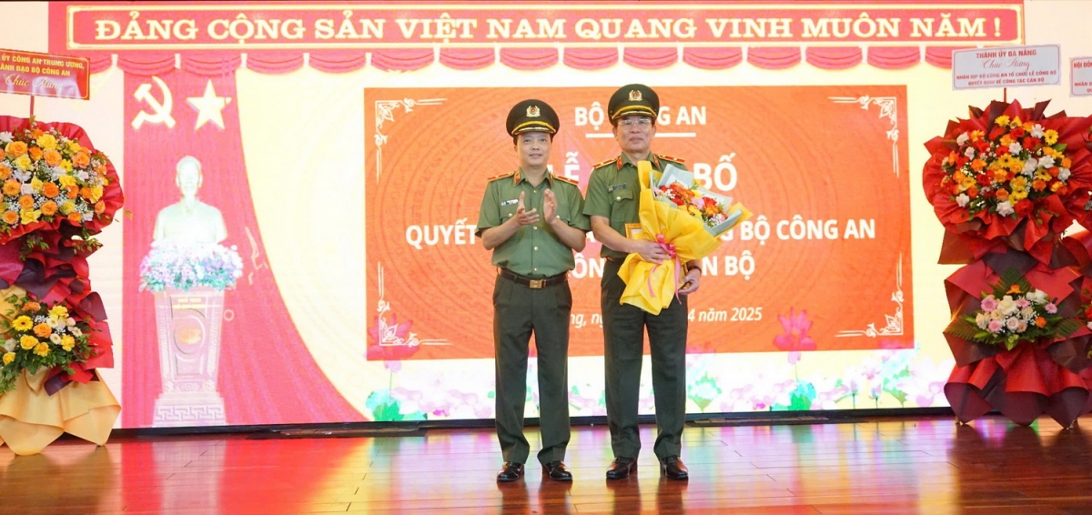 Thiếu tướng Vũ Xuân Viên, Giám đốc Công an thành phố Đà Nẵng nghỉ công tác