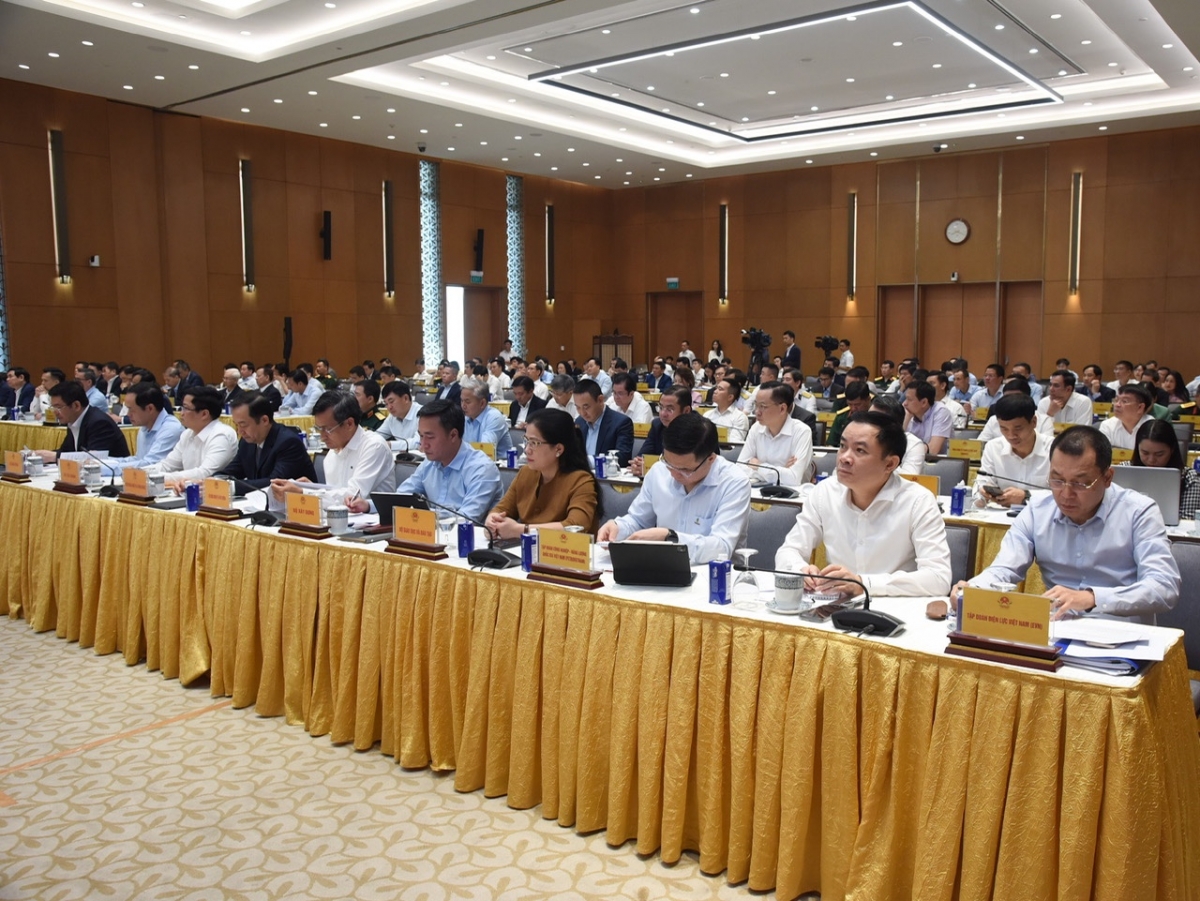 thủ tướng chủ trì hội nghị với các doanh nghiệp nhà nước tiên phong trong chuyển đổi số hình ảnh 2 thu tuong chu tri hoi nghi voi cac doanh nghiep nha nuoc tien phong trong chuyen doi so hinh anh 2