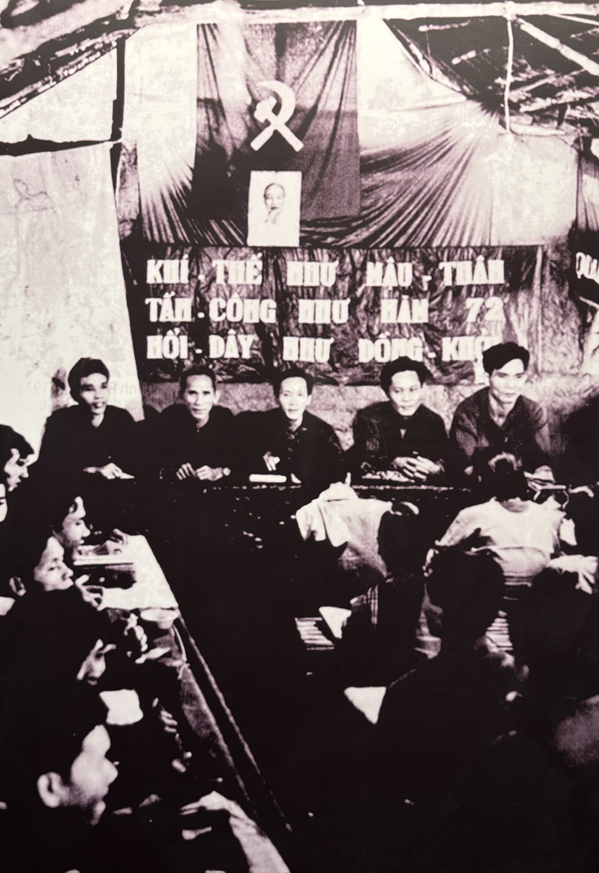 140 hinh anh, hien vat tu hiep dinh paris den Dai thang mua xuan 1975 hinh anh 13