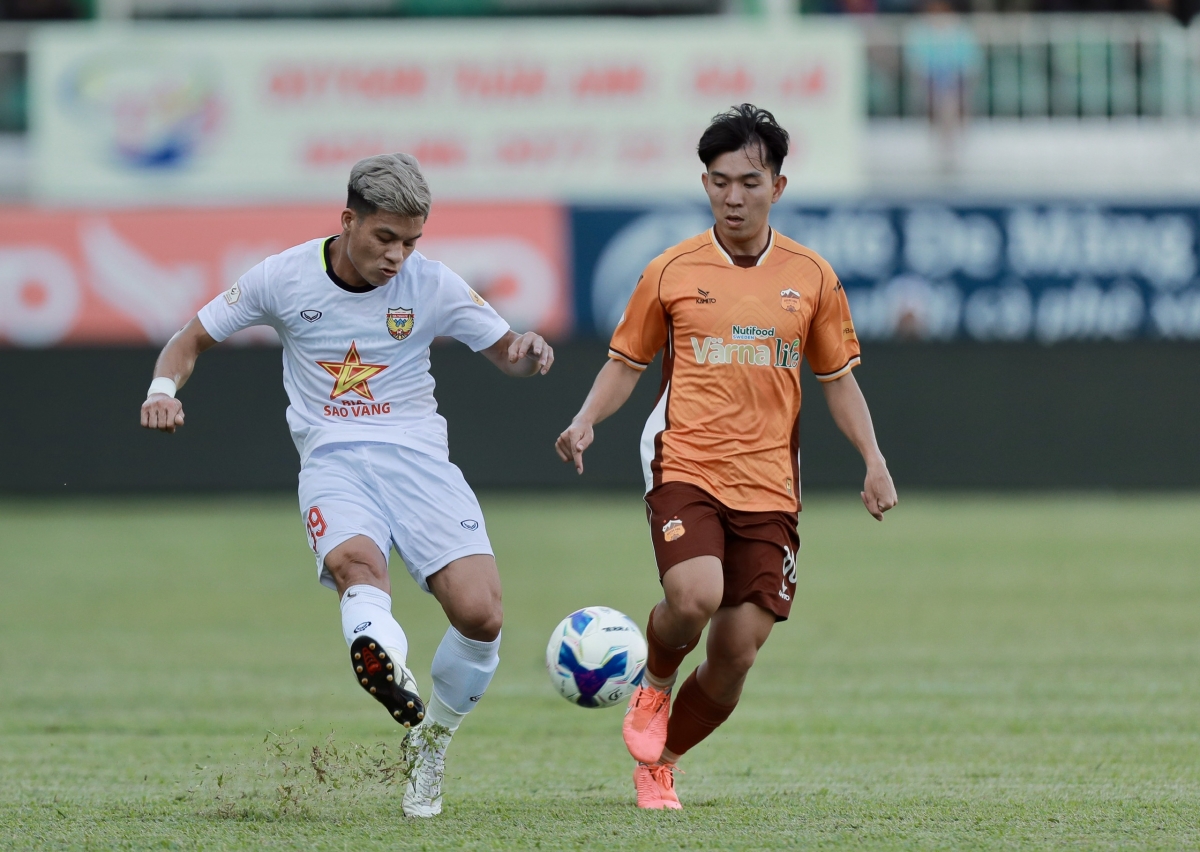 ket qua v-league hom nay 18 4 cau thu viet kieu khien hagl thua tran tren san nha hinh anh 1