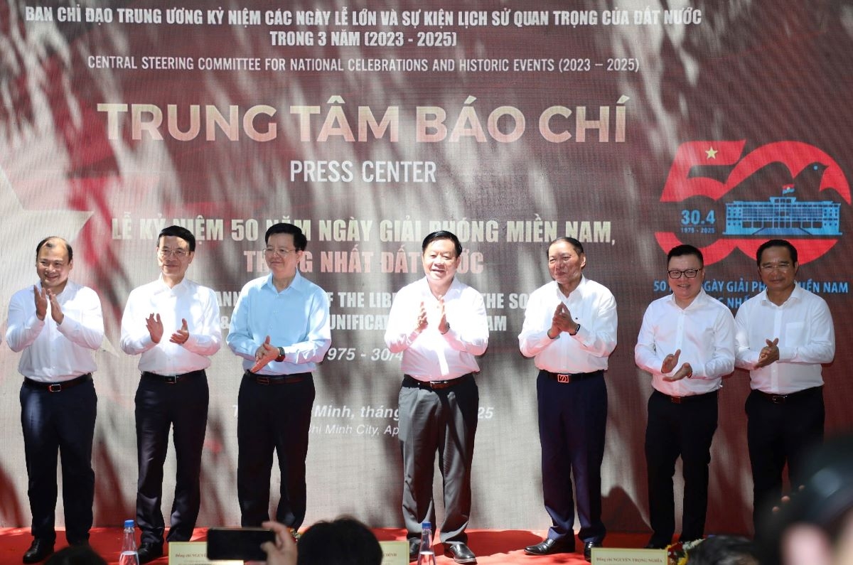 ra mắt trung tâm báo chí lễ kỷ niệm 50 năm ngày giải phóng miền nam hình ảnh 3 ra mat trung tam bao chi le ky niem 50 nam ngay giai phong mien nam hinh anh 3
