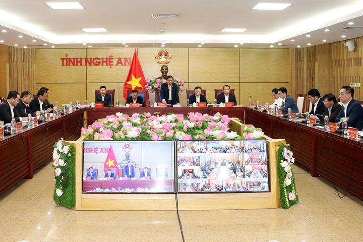 Trình Chính phủ ban hành quy định số lượng Phó Chủ tịch UBND tỉnh, xã trước 30/6
