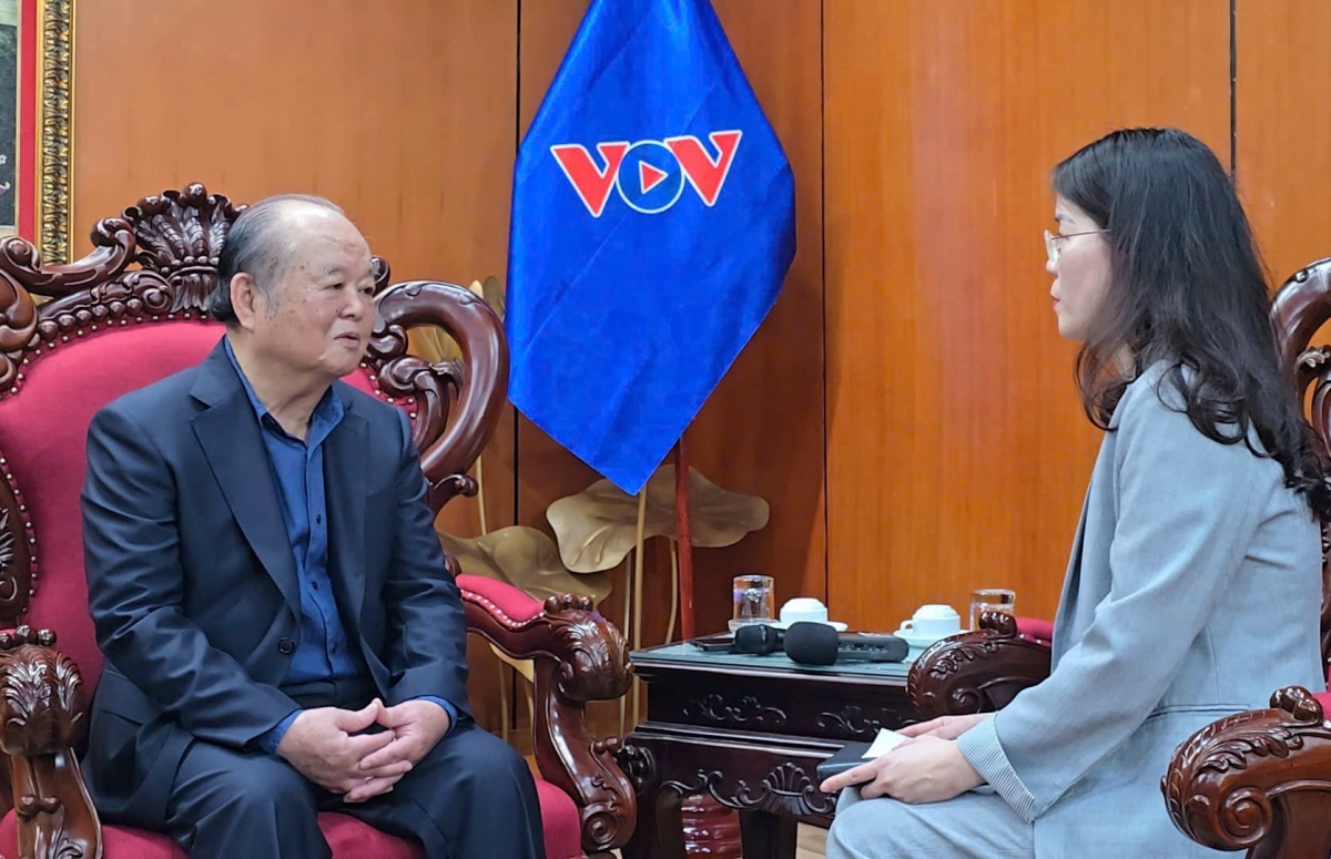 quan hệ việt - trung vừa là đồng chí vừa là anh em hình ảnh 2 quan he viet - trung vua la dong chi vua la anh em hinh anh 2